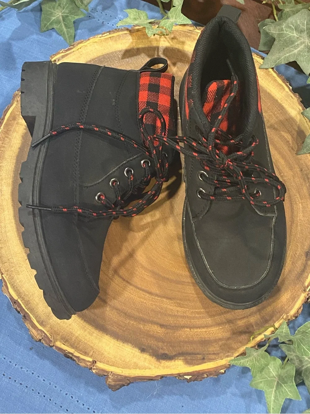 Portland Boot Company Boy’s Red and Black Buffalo Check Work Boot Size 13